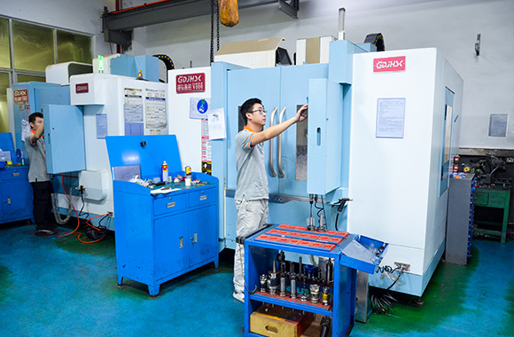 CNC工作機械の職場はどのように働き、どのように適切（qiē）なものを選びますか。